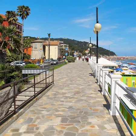 Libeccio By Interhome